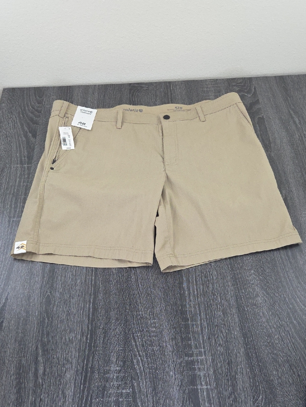 SOLARIS  Men's 42 Khaki Flat Front Shorts 5 POCKET NWT $49